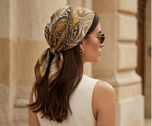 Paisley Caramel